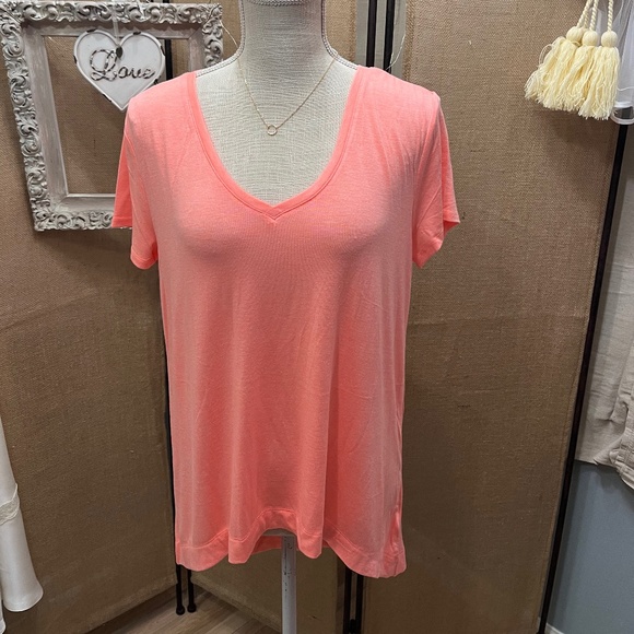 Express High Low Neon Peach Color Relaxed Tee - Picture 1 of 5